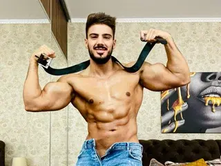 Streamate Nude Webcam of DustinKent