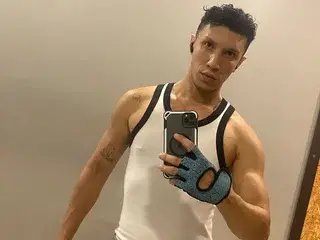 Streamate Watch Live Sex Cams of AngeloandEdward