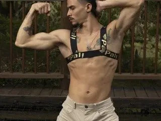 Streamate Sex Chat of SharonTygaX