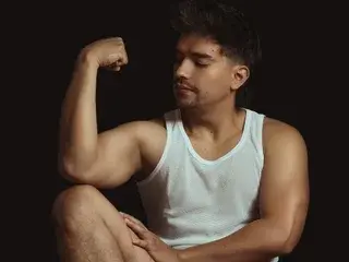 Streamate Free Porn Cam of Ian_Davis