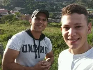 Streamate Live Porn of Siimonanddaviid