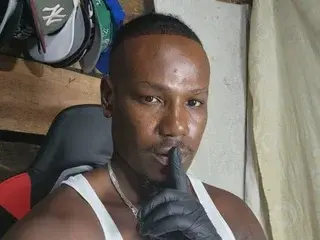 Streamate Private Sex Chat of BigSoldiert
