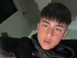 Streamate Adult Webcams of Temtionkingscs26