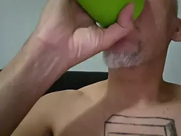 Stripchat Live Sex Cam of Xoc8_