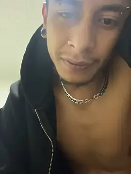 Stripchat Live Sex Cam of Sombraharper