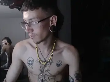 Stripchat Watch Live Sex Cams of Ryan_Owenss
