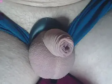 Stripchat Watch Live Sex Cams of kevintyler69