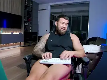 Stripchat Live Sex of UbbeViking