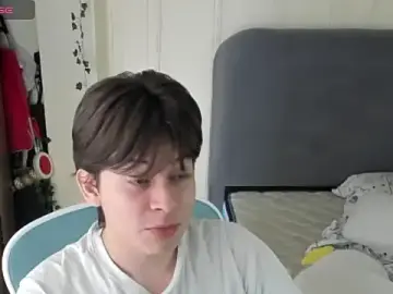 Stripchat Live Sex Cam of Felixzyn