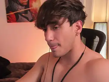 Stripchat Free Live Porn of AlexRivera6