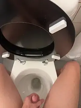 Stripchat Free Porn Cam of Rebeu_sex33