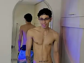 Stripchat Free Live Porn of Mheysam_Youngerx