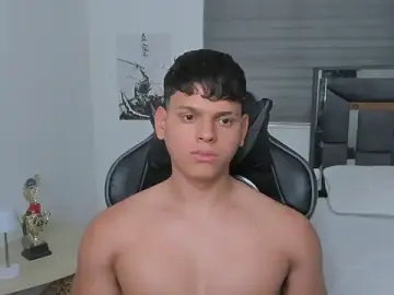 Stripchat Live Porn of stefan_leenox