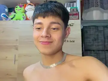 Stripchat Nude Webcam of Andy_Belier23