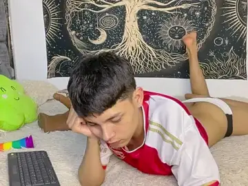 Stripchat Best Webcam of Andy_Belier23