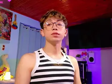 Stripchat Sex Cam of Chris_Blake_