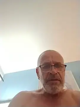 Stripchat Best Webcam of Alleinzuhause