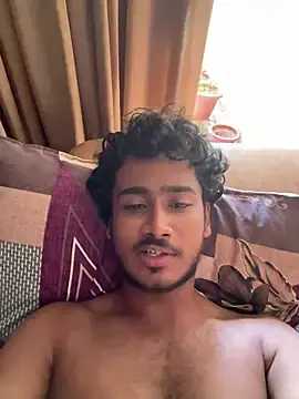 Stripchat Nude Webcam of yheeboi