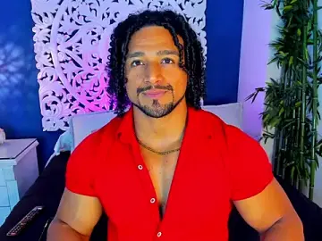 Stripchat Watch Live Sex Cams of MikeEstevess