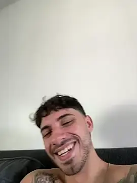 Stripchat Live Sex Cam of lebaneseking