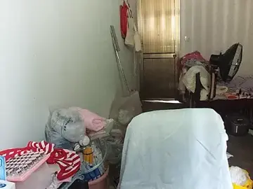 Stripchat Live Sex Cam of RebelAura