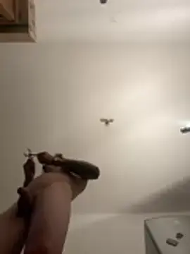 Stripchat Sex Cam of crisfootlicker