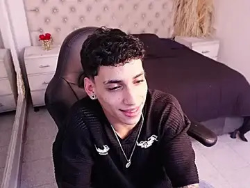 Stripchat Watch Live Sex Cams of JhoanLeandro