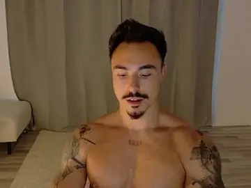 Stripchat Live Sex Cam of Master_Lukas