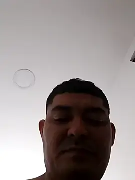 Stripchat Live Sex Cam of sexyandres_23