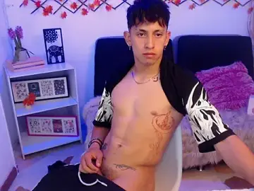 Stripchat Live Sex of Kei_23