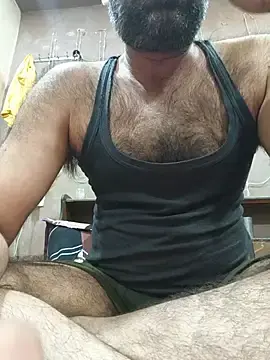 Stripchat Live Sex Cam of Hairyboysexy1