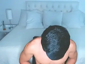 Stripchat Sex Cam of mr_hunterx