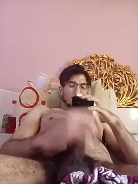 Stripchat Nude Webcam of Yes_I_am_straight