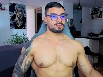 Stripchat Private Sex Chat of Michael_Diamond