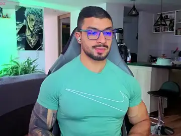 Stripchat Live Sex of Michael_Diamond