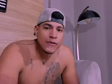 Stripchat Nude Webcam of Maximo_montana