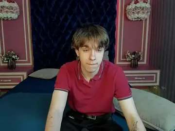Stripchat Live Porn of DaveBevy