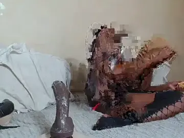 Stripchat Free Live Porn of KinkyJXxX