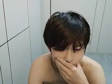 Stripchat Adult Webcam of T2028T