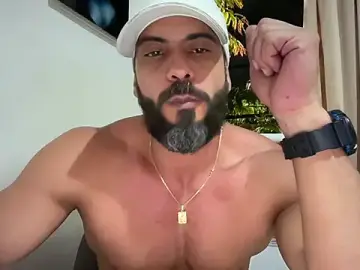 Stripchat Live Sex Cam of romeolovedark