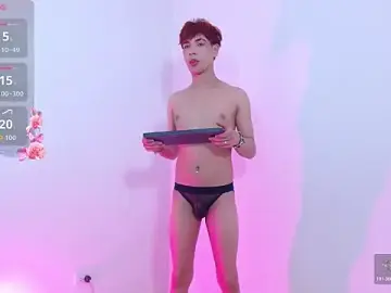 Stripchat Sex Cam of Luckystricke_tay