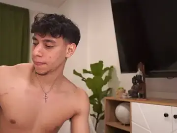 Stripchat Live Sex of Josep_Davies
