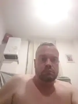 Stripchat Sex Cam of Mikaatoyboy