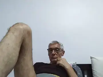 Stripchat Watch Live Sex Cams of BIGUNCUTHARDCOCK