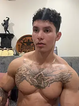 Stripchat Live Sex of JAYCAM_