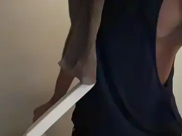 Stripchat Free Porn Cam of athletenine