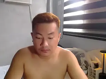Stripchat Live Sex Cam of Bigdaddybear888
