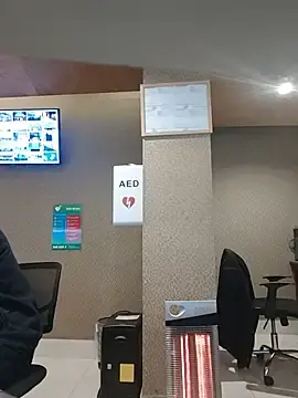 Stripchat Live Porn of TommyMomentum