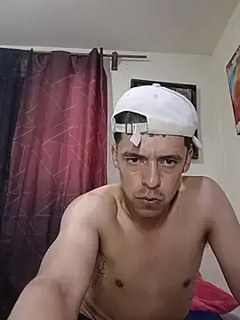 Stripchat Live Sex Cam of Junior_47
