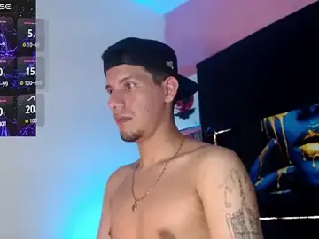 Stripchat Sex Cam of Sebastian_Smith__